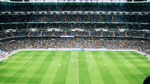 “知名记者爆料：萨卡或将被列入富勒姆对阵赛程，备战皇家马德里关键战”